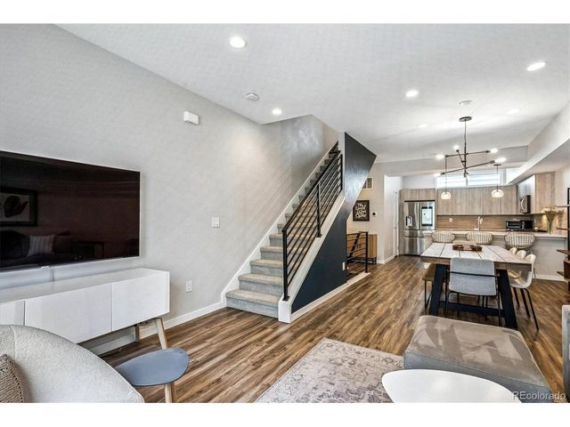 1284 Perry St, Denver, CO 80204