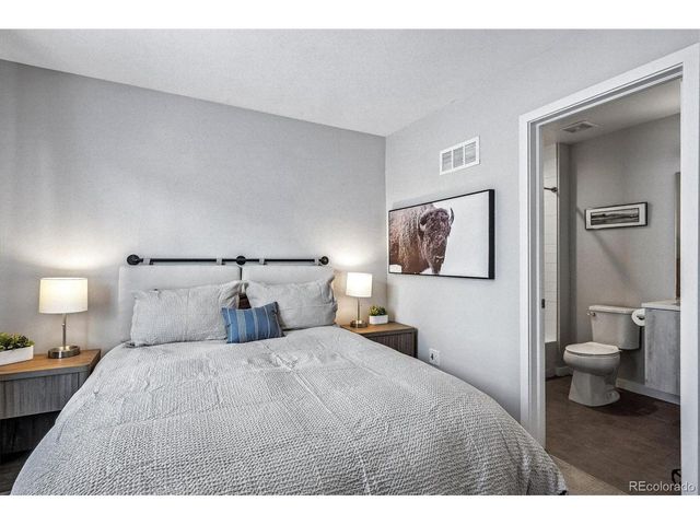 1284 Perry St, Denver, CO 80204