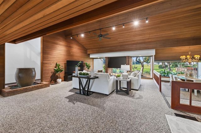 7621 N Laguna Vista Avenue, Fresno, CA 93711