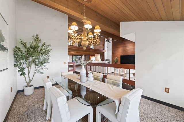 7621 N Laguna Vista Avenue, Fresno, CA 93711