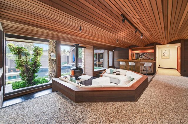 7621 N Laguna Vista Avenue, Fresno, CA 93711