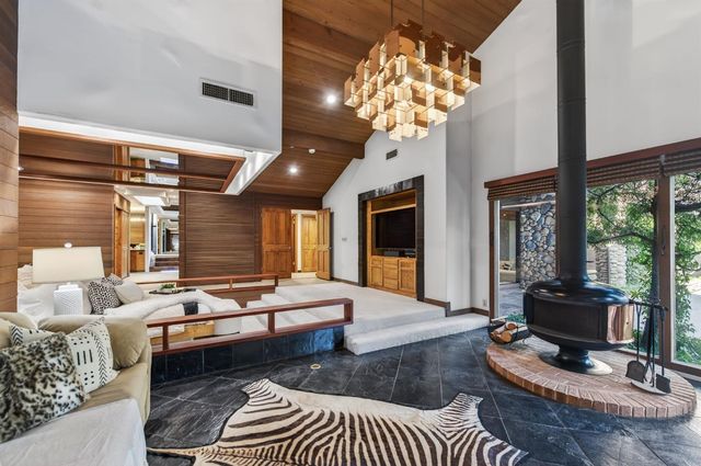 7621 N Laguna Vista Avenue, Fresno, CA 93711