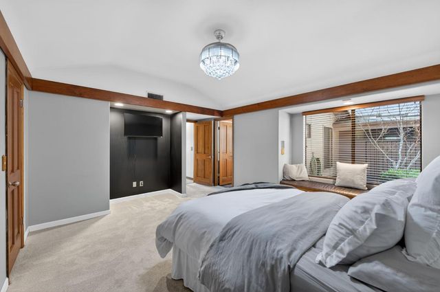 7621 N Laguna Vista Avenue, Fresno, CA 93711