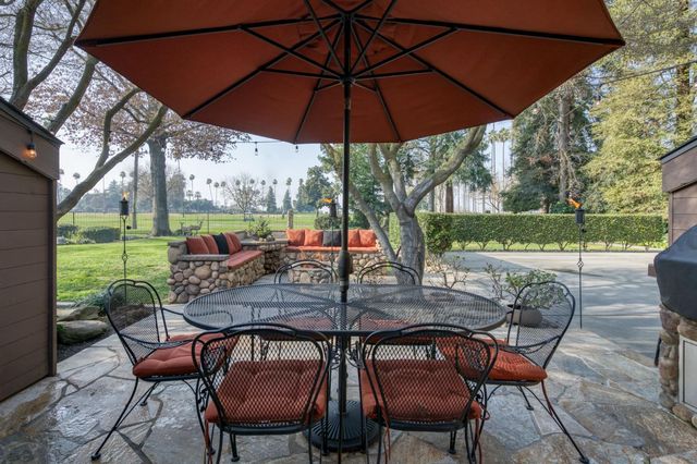 7621 N Laguna Vista Avenue, Fresno, CA 93711