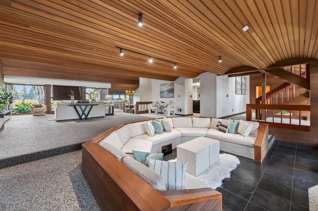 Image 26 of property listing at 7621 N Laguna Vista Avenue, Fresno, CA 93711