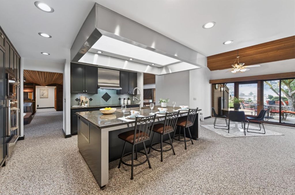 Image 30 of property listing at 7621 N Laguna Vista Avenue, Fresno, CA 93711