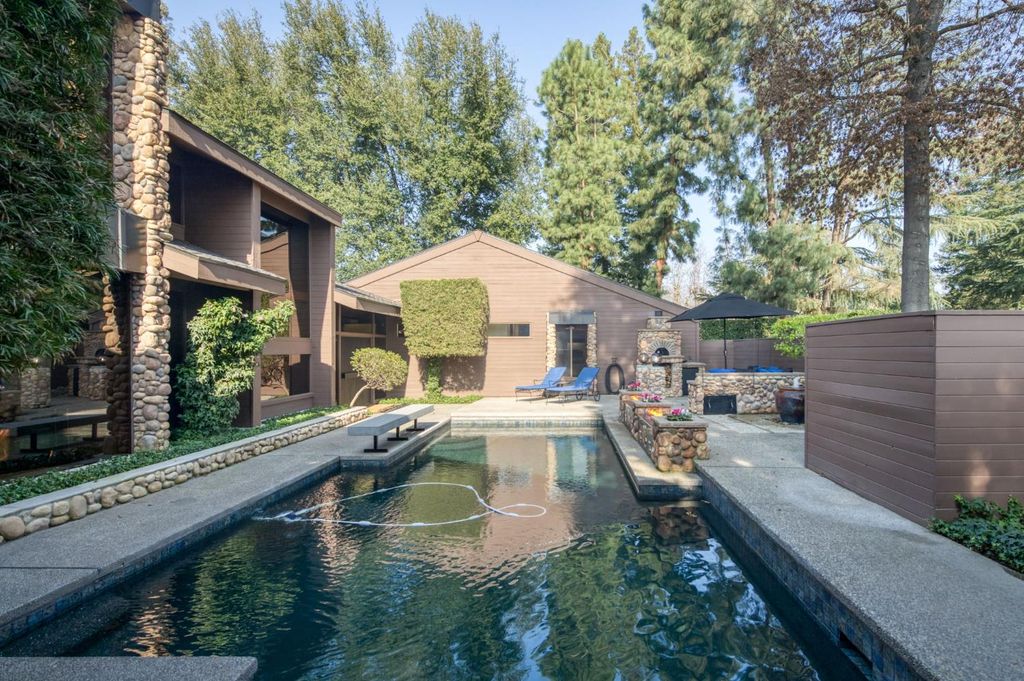 Image 6 of property listing at 7621 N Laguna Vista Avenue, Fresno, CA 93711