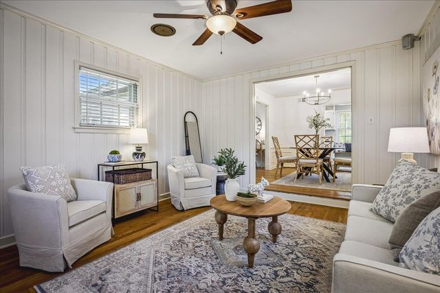 293 BETTY JO LN, Memphis, TN 38117