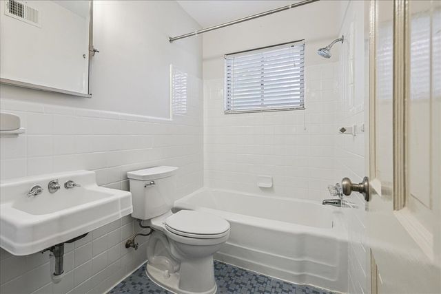 293 BETTY JO LN, Memphis, TN 38117