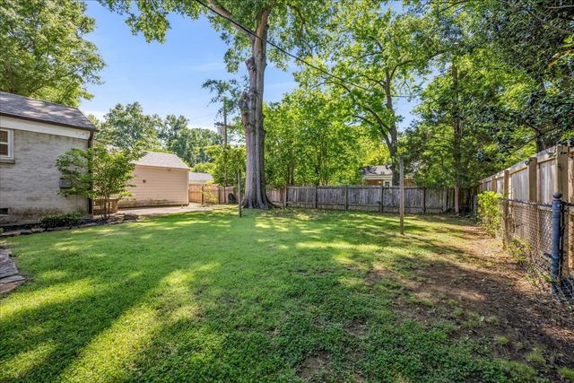 293 BETTY JO LN, Memphis, TN 38117
