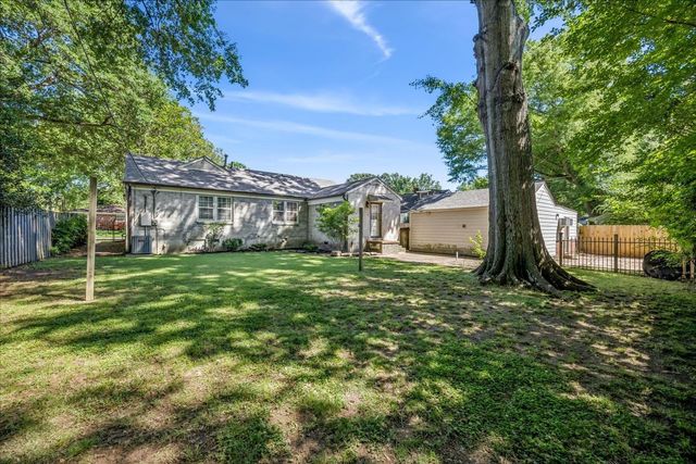 293 BETTY JO LN, Memphis, TN 38117