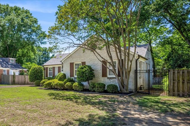 293 BETTY JO LN, Memphis, TN 38117