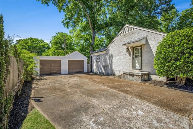 293 BETTY JO LN, Memphis, TN 38117