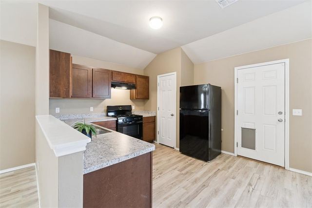 1821 Hannah Lane, Oklahoma City, OK 73127