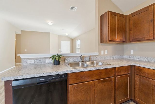 1821 Hannah Lane, Oklahoma City, OK 73127