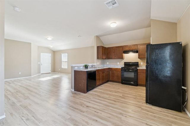 1821 Hannah Lane, Oklahoma City, OK 73127