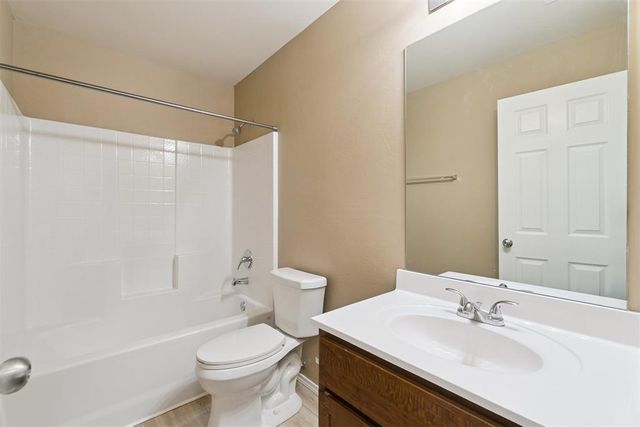 1821 Hannah Lane, Oklahoma City, OK 73127