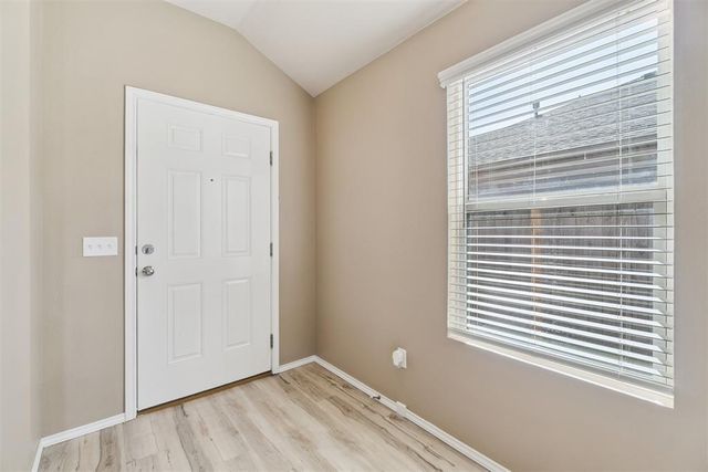 1821 Hannah Lane, Oklahoma City, OK 73127