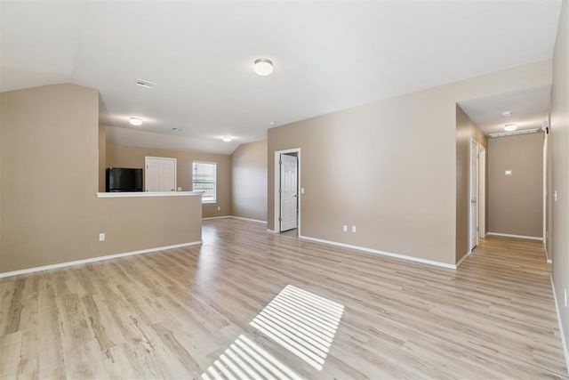 1821 Hannah Lane, Oklahoma City, OK 73127