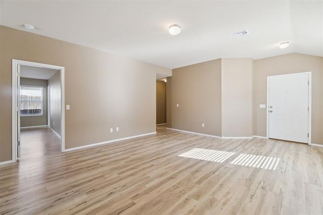 1821 Hannah Lane, Oklahoma City, OK 73127