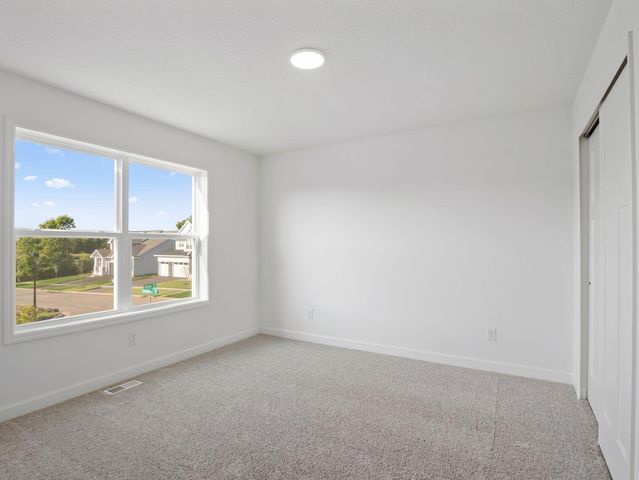 220 Wedgewood Lane, Waconia, MN 55387