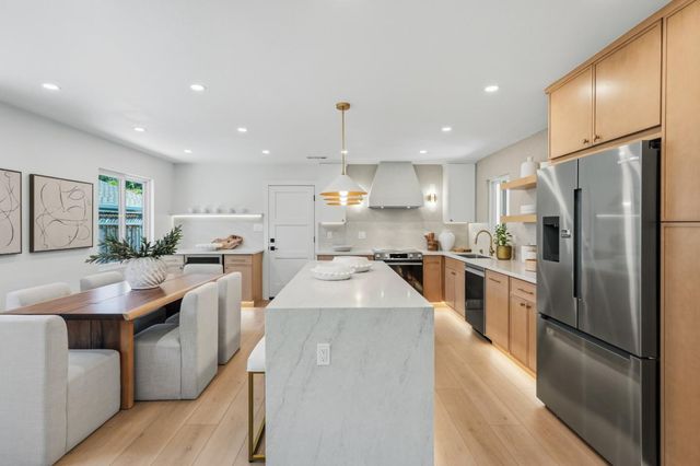 816 Christopher Court, Santa Clara, CA 95051