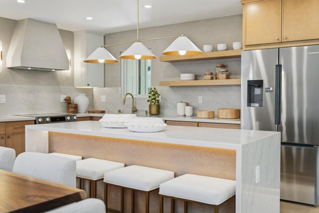 816 Christopher Court, Santa Clara, CA 95051