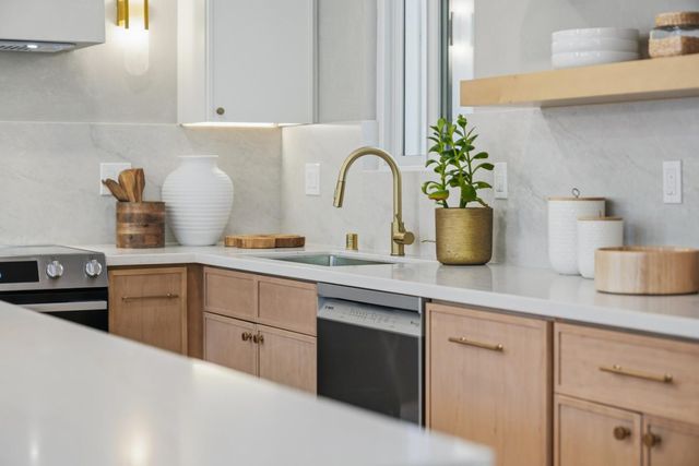 816 Christopher Court, Santa Clara, CA 95051