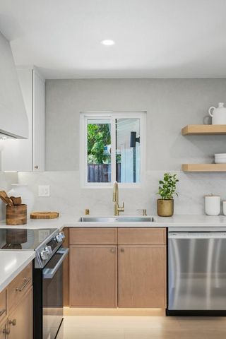 816 Christopher Court, Santa Clara, CA 95051