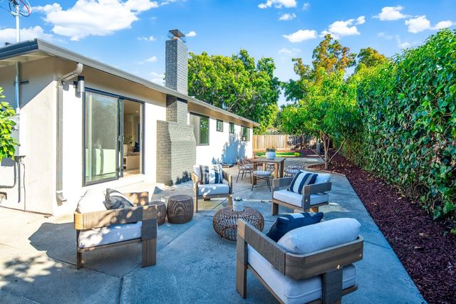 816 Christopher Court, Santa Clara, CA 95051