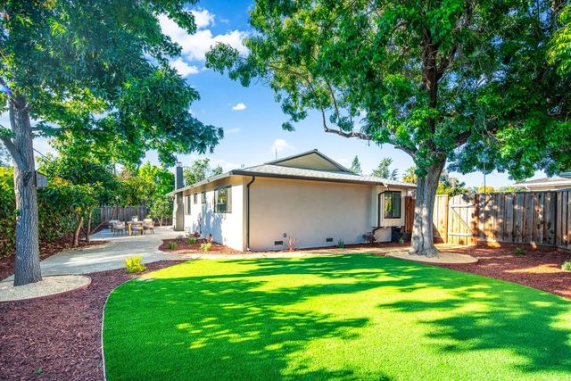 816 Christopher Court, Santa Clara, CA 95051