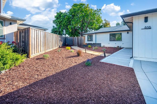 816 Christopher Court, Santa Clara, CA 95051
