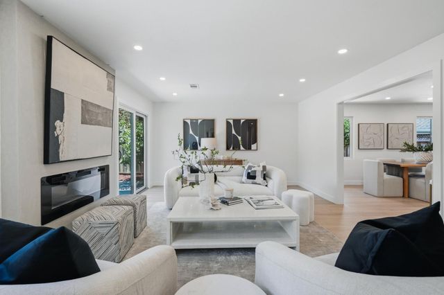 816 Christopher Court, Santa Clara, CA 95051
