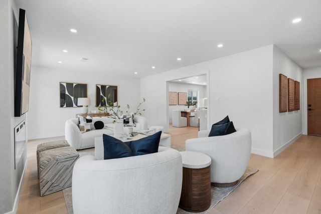 816 Christopher Court, Santa Clara, CA 95051