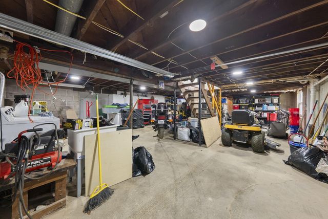 14702 Wooster Road, Mount Vernon, OH 43050