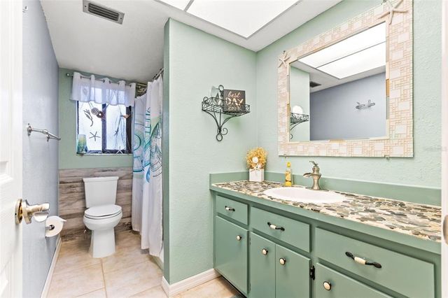 251 DUNBRIDGE DRIVE, Palm Harbor, FL 34684