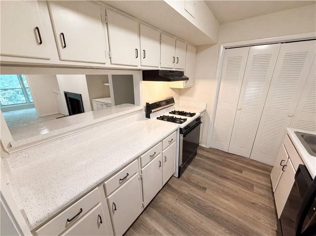 1005 Dunbar Drive, Atlanta, GA 30338