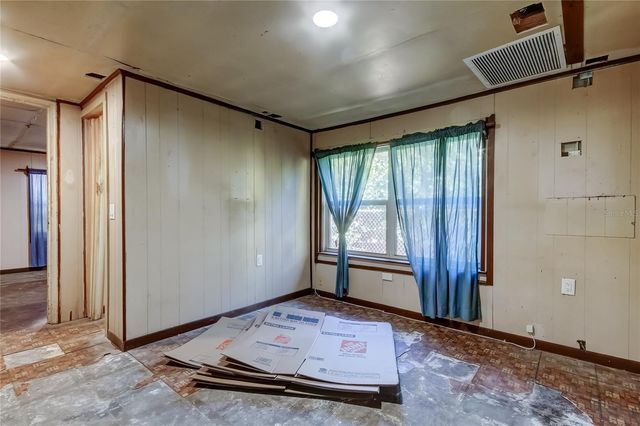 8171 37TH AVENUE N, St Petersburg, FL 33710