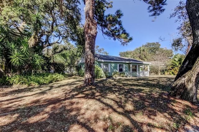 8171 37TH AVENUE N, St Petersburg, FL 33710