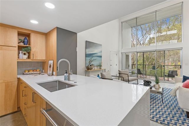 490 N Highland Avenue NE 2B, Atlanta, GA 30307