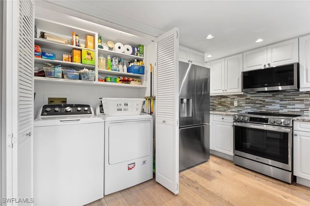 722 10th AVE S A102, Naples, FL 34102