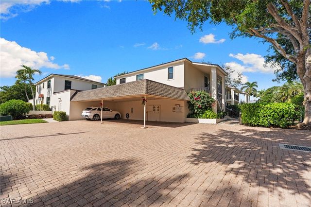 722 10th AVE S A102, Naples, FL 34102