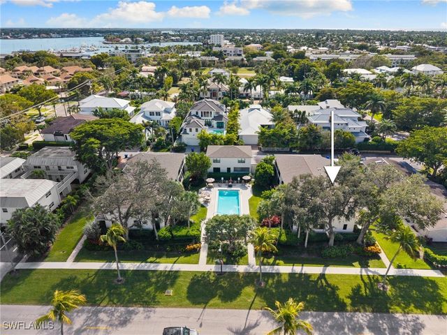 722 10th AVE S A102, Naples, FL 34102