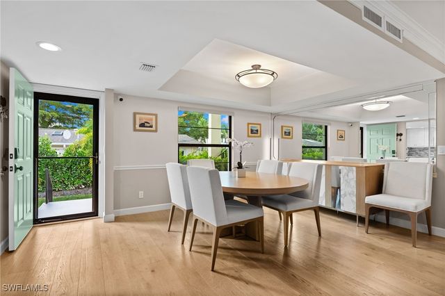 722 10th AVE S A102, Naples, FL 34102