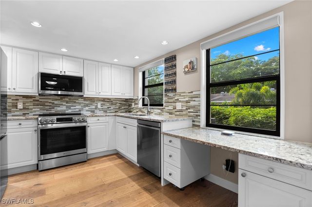 722 10th AVE S A102, Naples, FL 34102