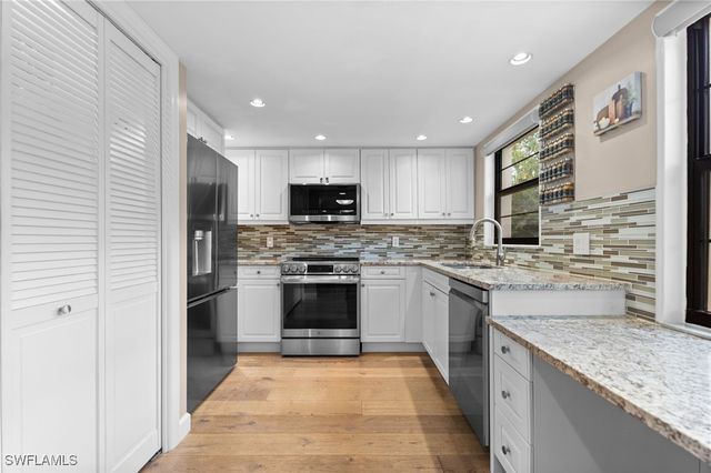 722 10th AVE S A102, Naples, FL 34102