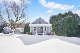 62 Cooley Ave, East Longmeadow, MA 01028