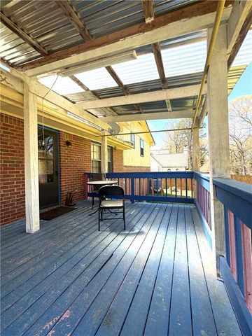 2927 Winn Drive, Lawrenceville, GA 30044