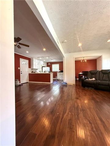 2927 Winn Drive, Lawrenceville, GA 30044