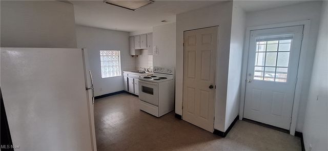 3816 Bucyrus Avenue, Cleveland, OH 44109